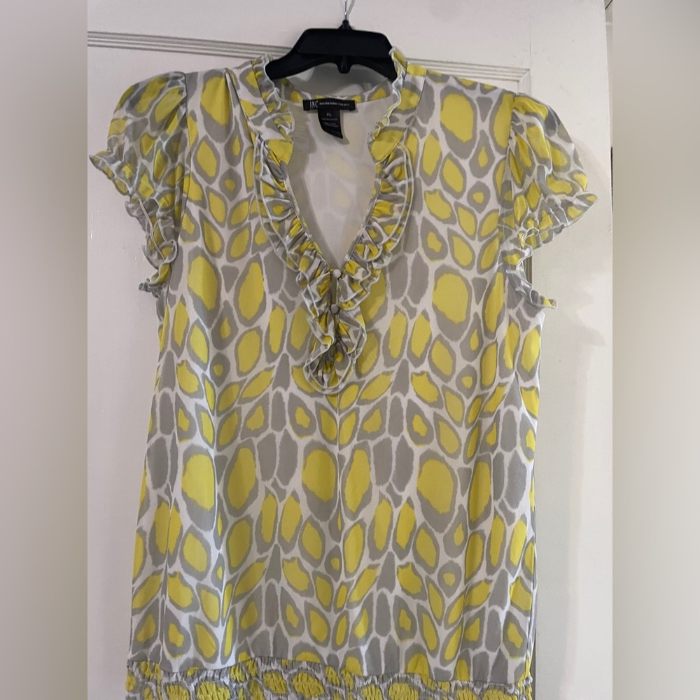 INC TOP-LIKE NEW